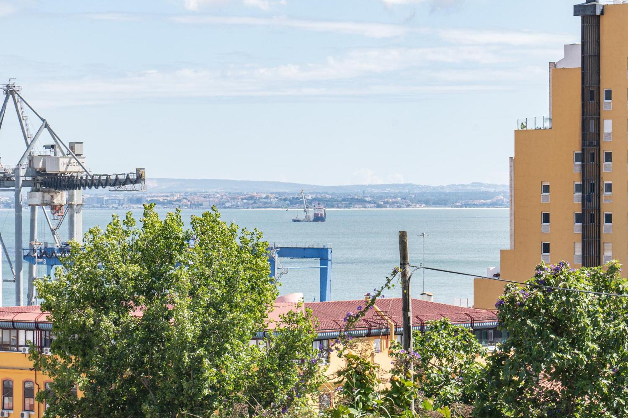 Beato Riverside Cozy Apartments Lisbona Esterno foto